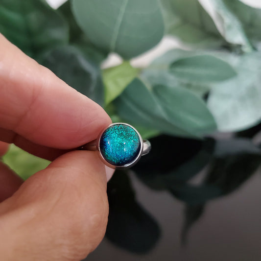 Bague emeraude (balade en forêt), verre fusion - Bijoux Le fil d'Ariane