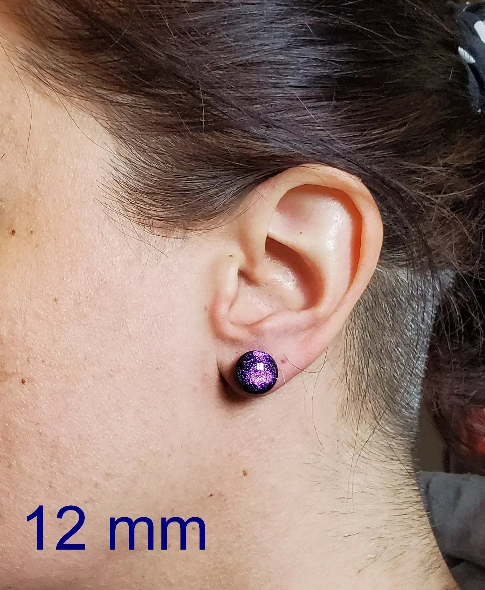 +/- 9 mm, Boucles d'oreilles dépareillées, verre fusion #64 - Bijoux Le fil d'Ariane