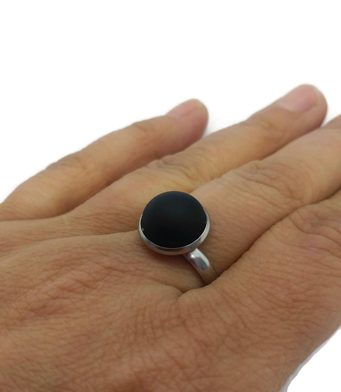 Bague Black Velvet (noir mat), ajustable en verre recyclé - Bijoux Le fil d'Ariane