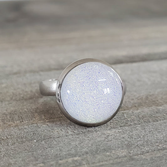 Bague vert-doré blanc, verre fusion - Bijoux Le fil d'Ariane