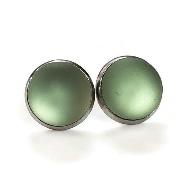 Boucles d'oreilles cabochon vert pâle - mat ou lustré - Bijoux Le fil d'Ariane