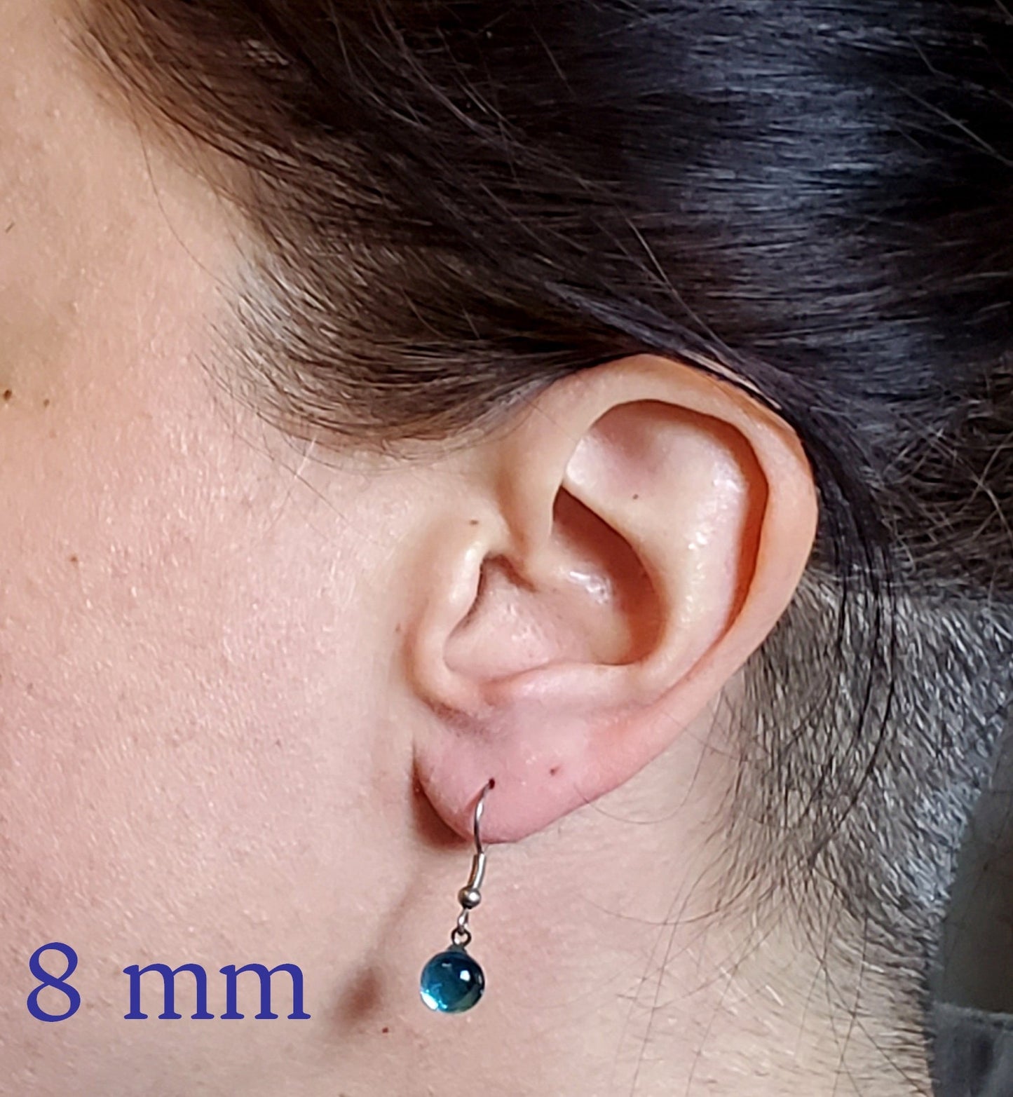 Boucles d'oreilles pendantes bleu transparent - Bijoux Le fil d'Ariane