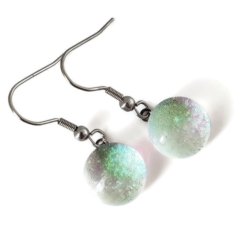 Boucles d'oreilles pendantes vert-doré transparent - Bijoux Le fil d'Ariane