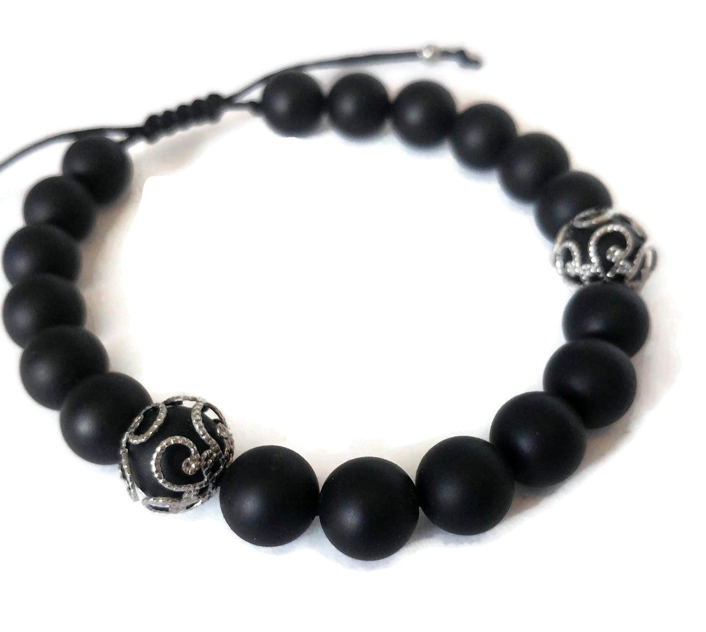 Bracelet de billes noires - Bijoux Le fil d'Ariane