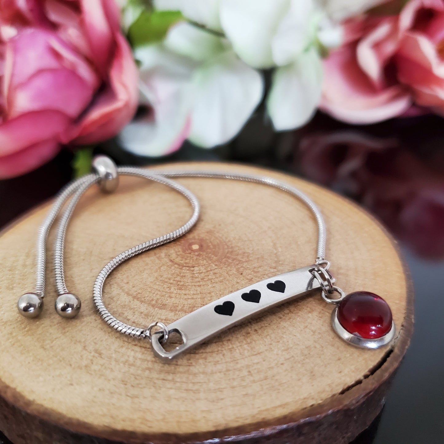 Bracelet gravé 3 p'tits coeurs - Bijoux Le fil d'Ariane