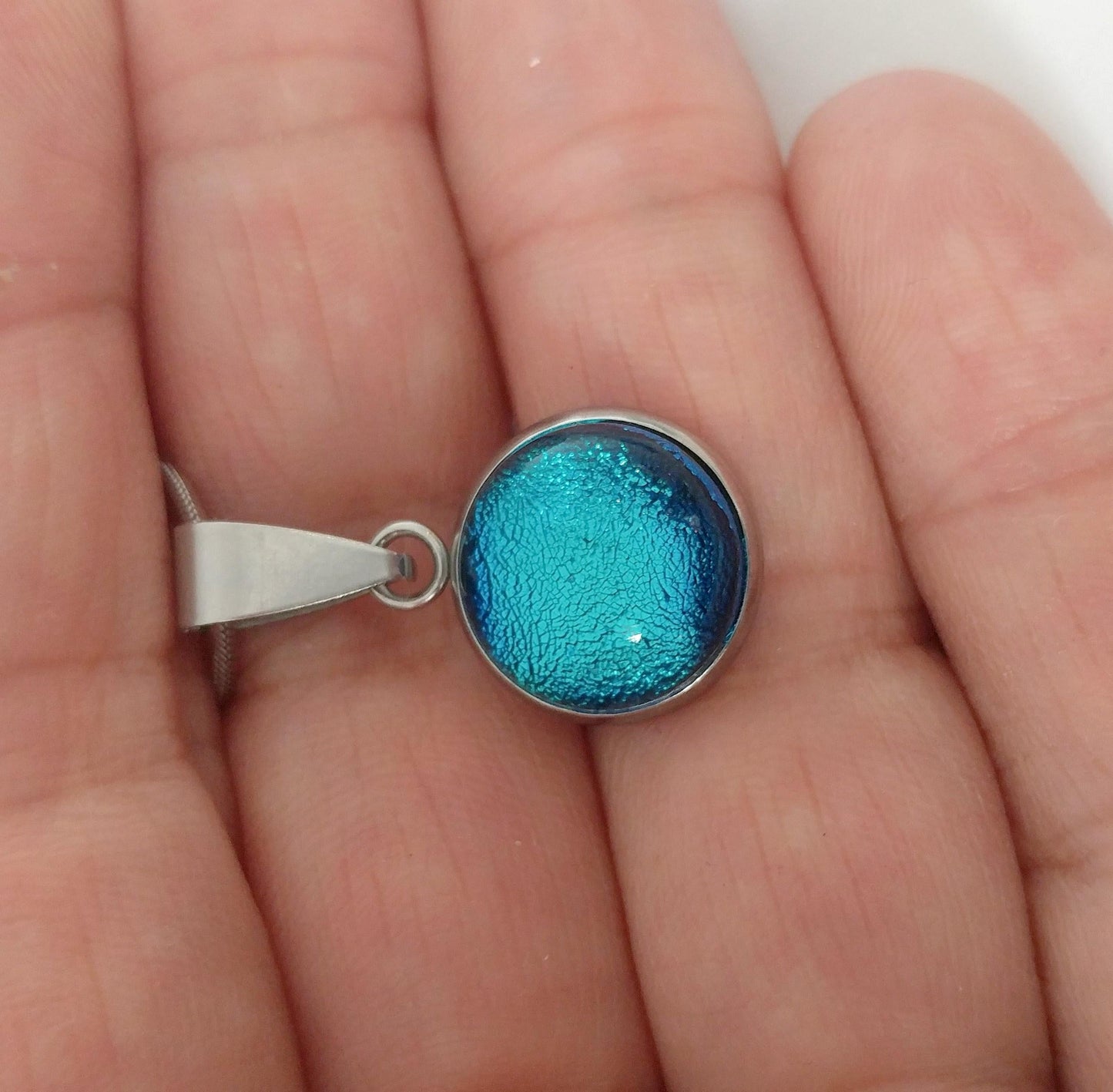 Collier cabochon, bleu-turquoise, verre fusion - Bijoux Le fil d'Ariane