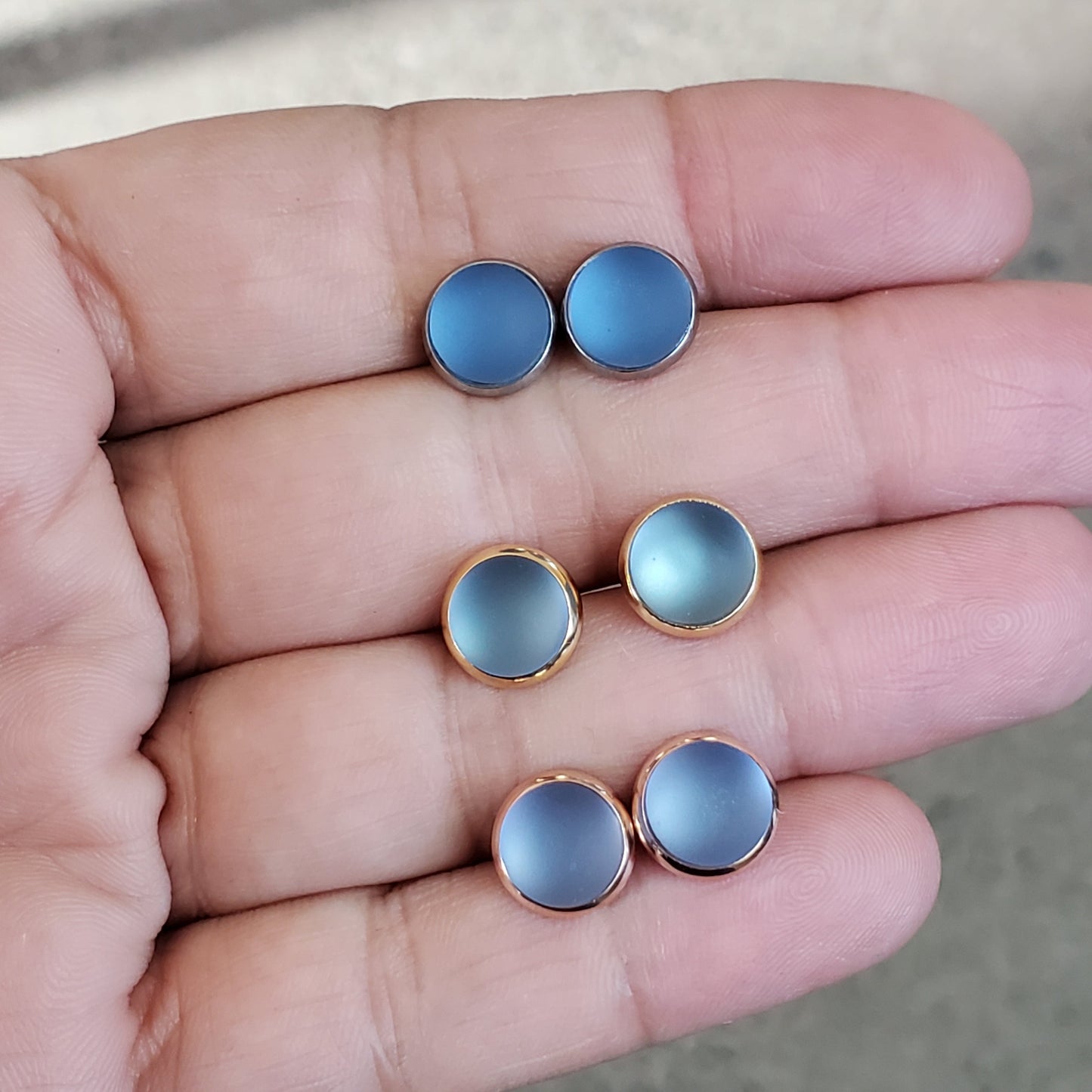 Édition limitée d'avril (bleu jeans) - Bijoux Le fil d'Ariane