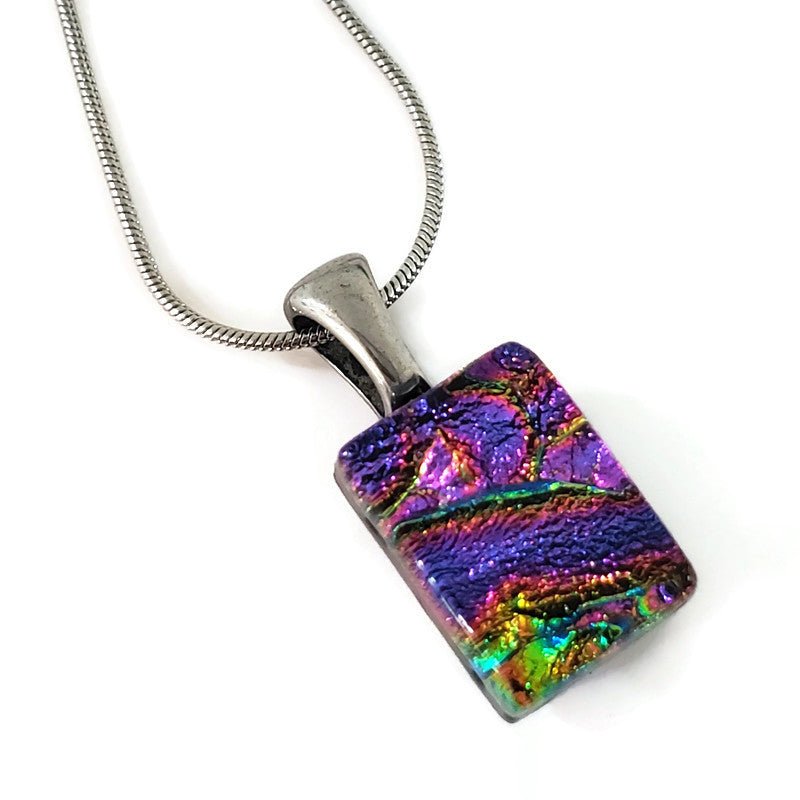 Petit pendentif rectangle, mauve veiné - Bijoux Le fil d'Ariane