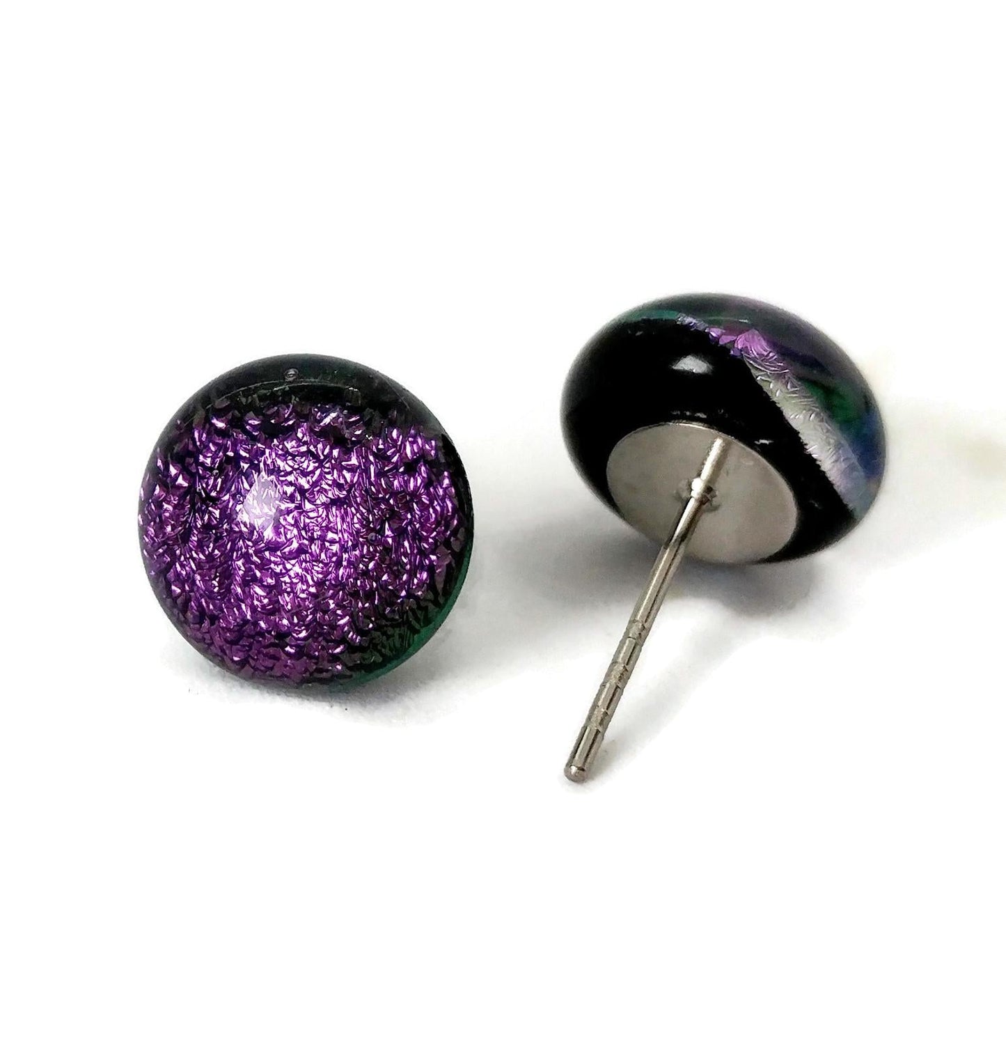 Puces d'oreille violet, verre fusion - Bijoux Le fil d'Ariane