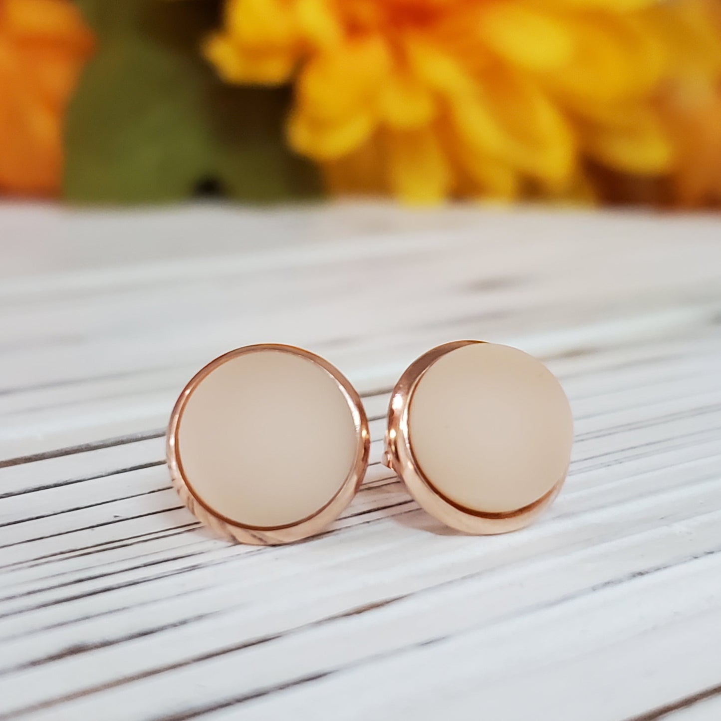 Série beige - plusieurs modèles - lustré et mat - Bijoux Le fil d'Ariane