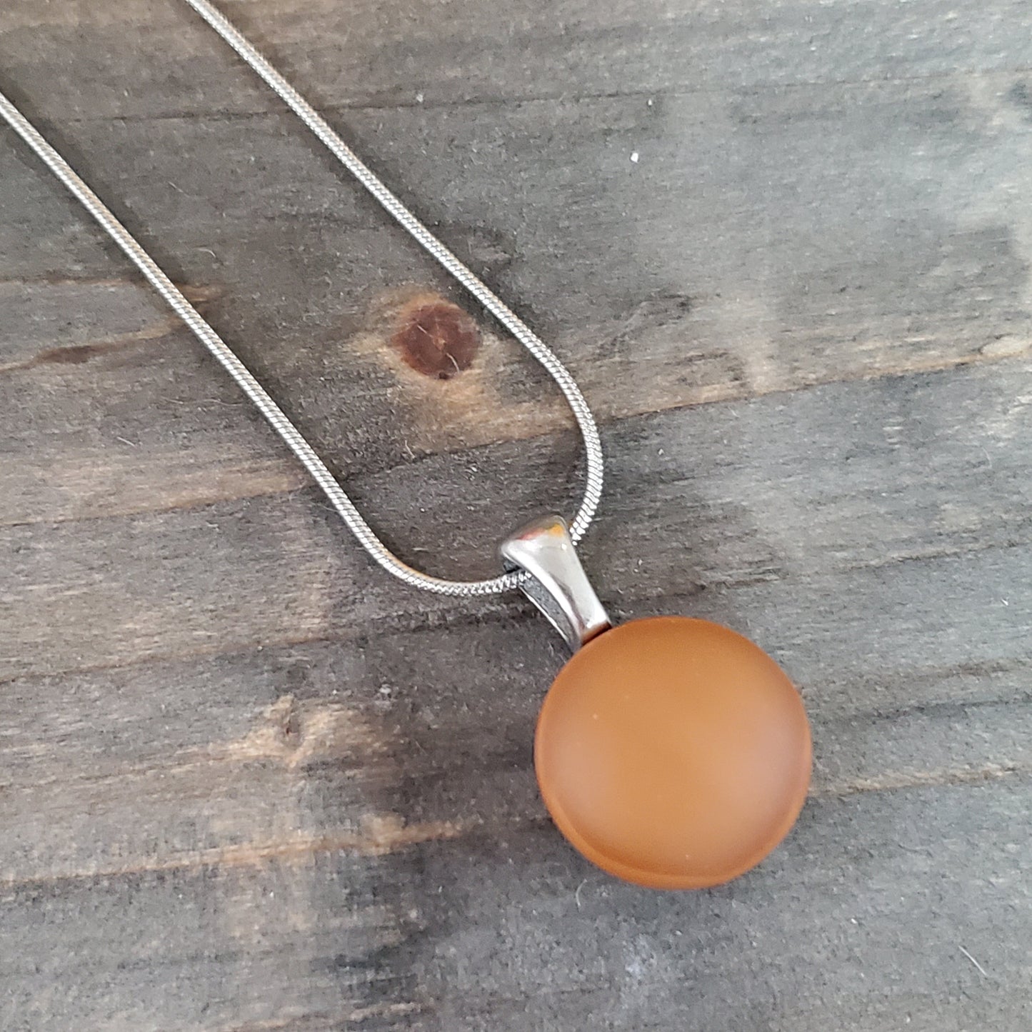 Série chocolat - plusieurs modèles - lustré et mat - Bijoux Le fil d'Ariane