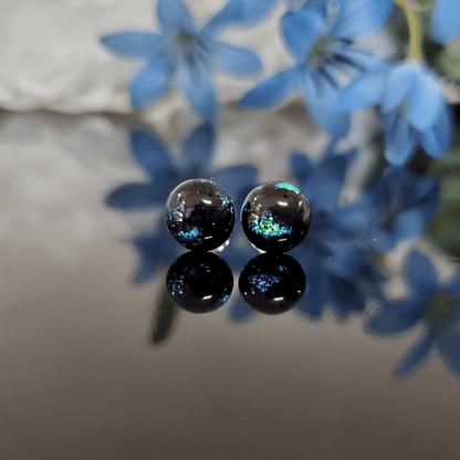 Boucles de l'ensemble Mini pendentif bleu argenté et noir - Bijoux Le fil d'Ariane