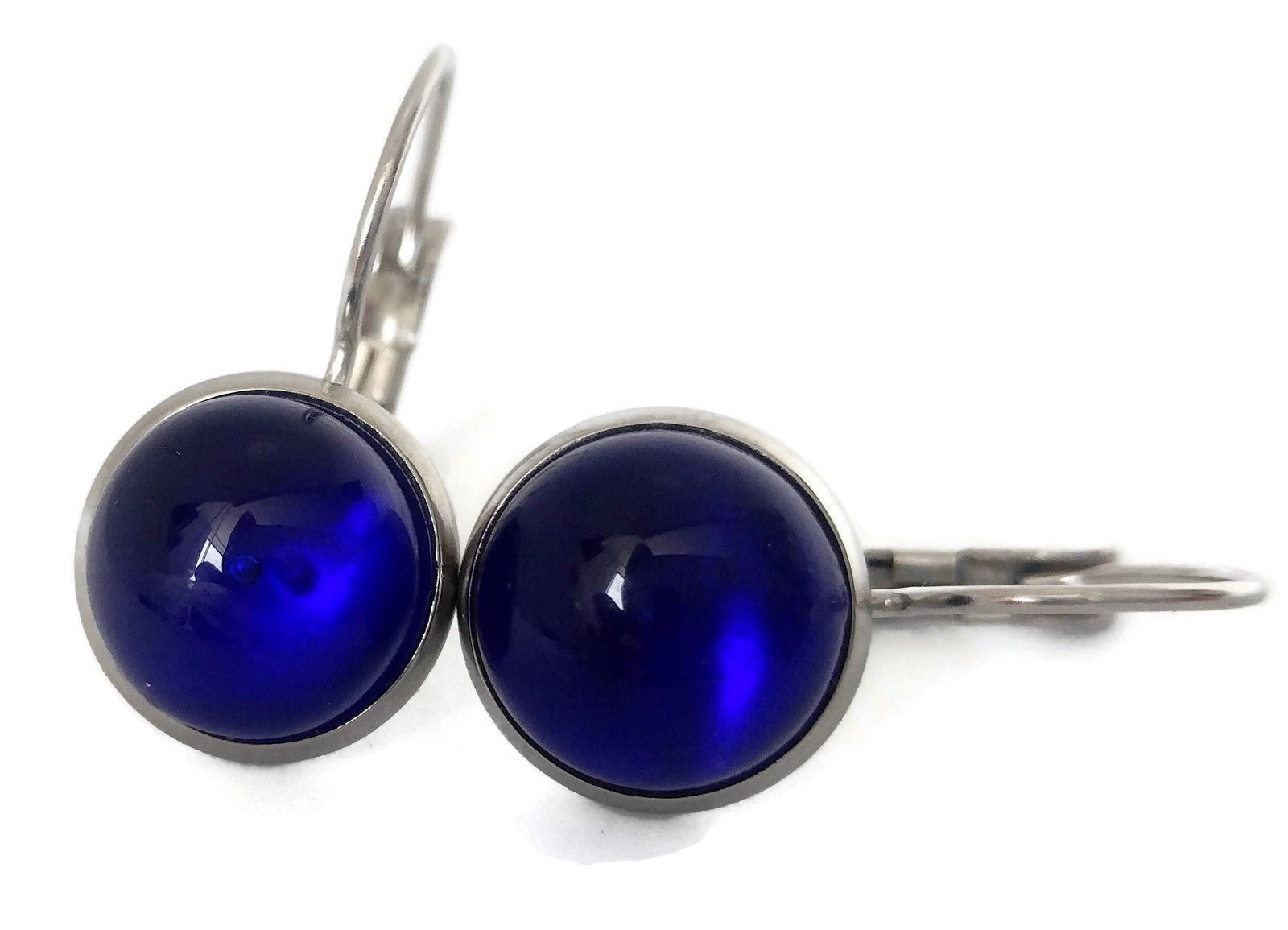 Boucles d'oreille leviers bleu - mat ou lustré. - Bijoux Le fil d'Ariane