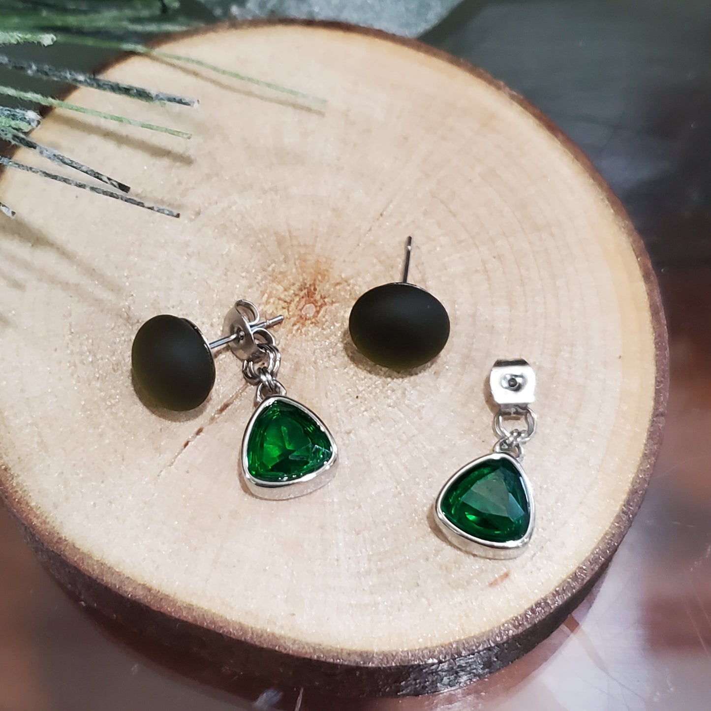 Boucles d'oreilles cristal vert - Bijoux Le fil d'Ariane