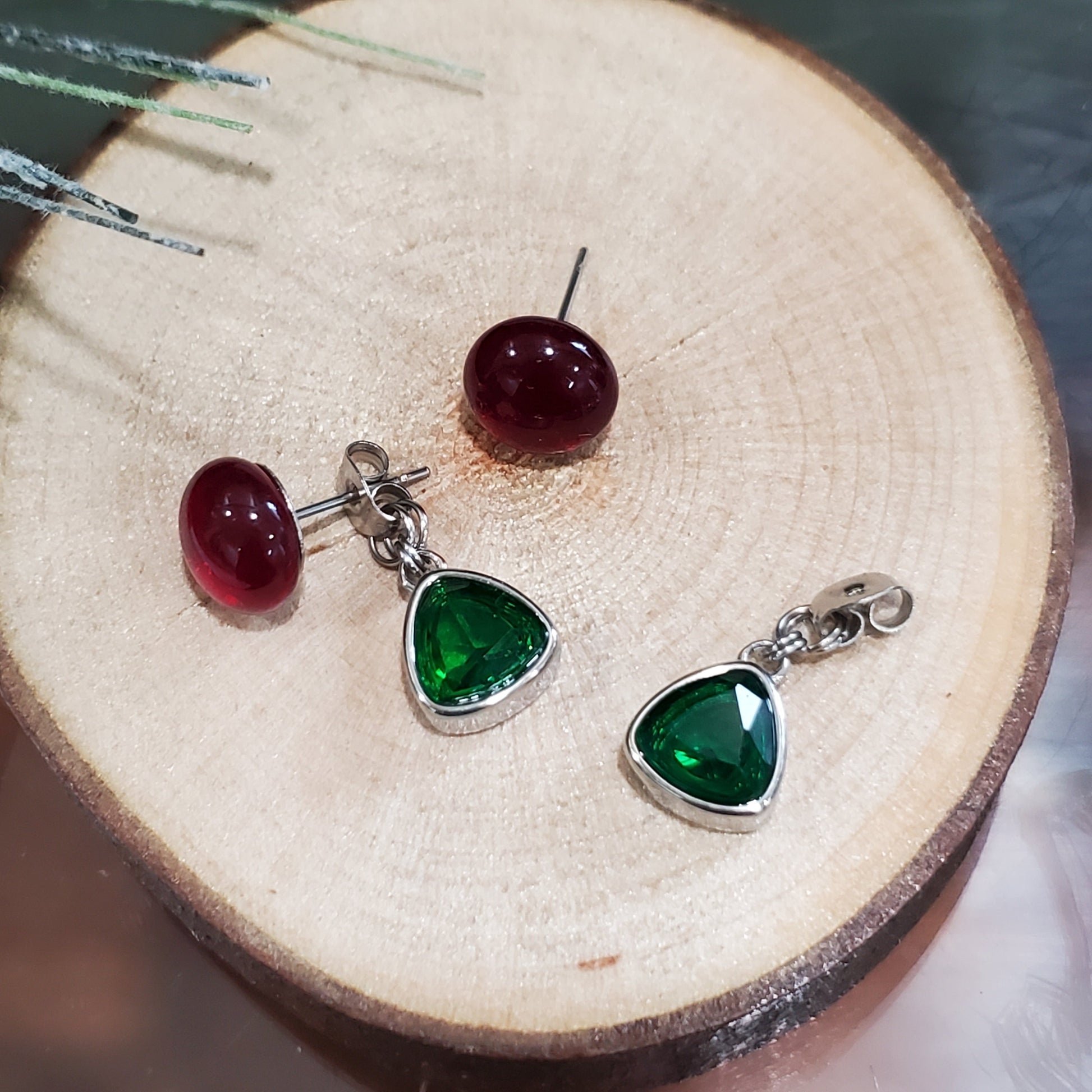 Boucles d'oreilles cristal vert - Bijoux Le fil d'Ariane