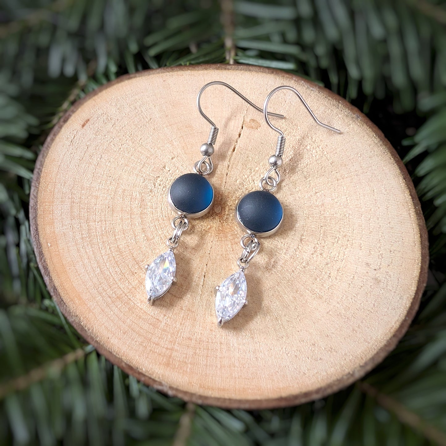 Boucles pendantes cristaux ovales - Bijoux Le fil d'Ariane