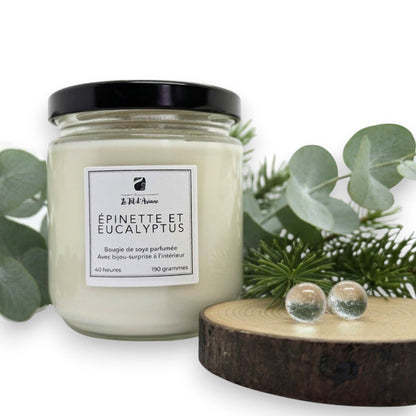Bougie épinette et eucalyptus, avec ou sans bijou - surprise - Bijoux Le fil d'Ariane