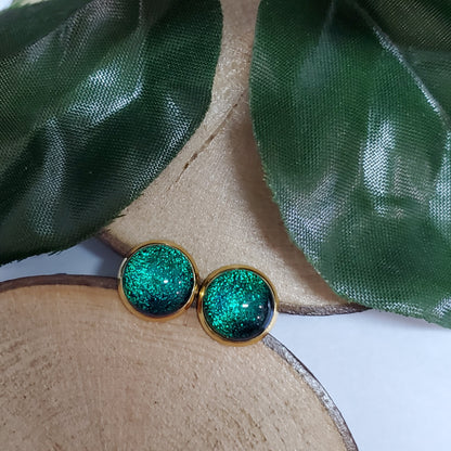 Cabochons emeraude (balade en forêt), verre fusion - Bijoux Le fil d'Ariane