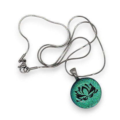 [ Hors - collection ] Collier lotus vert - turquoise - Bijoux Le fil d'Ariane