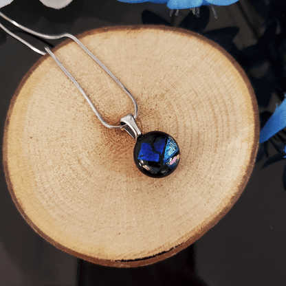 Mini pendentif noir et bleu violacé - Bijoux Le fil d'Ariane