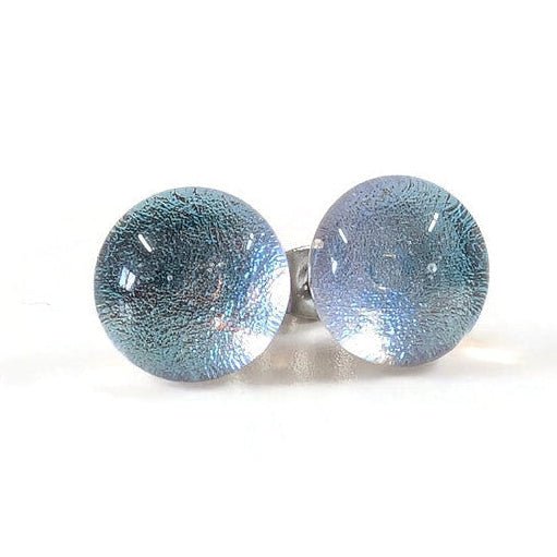 Puces d'oreille transparentes, bleu pâle, verre fusion - Bijoux Le fil d'Ariane