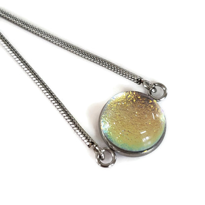 Adjustable hibiscus bracelet (salmon)