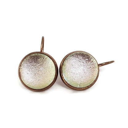 Boucles d'oreille leviers rose transparent, en verre fusion - Bijoux Le fil d'Ariane