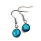 Boucles d'oreille turquoise-bleu, pendantes en verre fusion - Bijoux Le fil d'Ariane