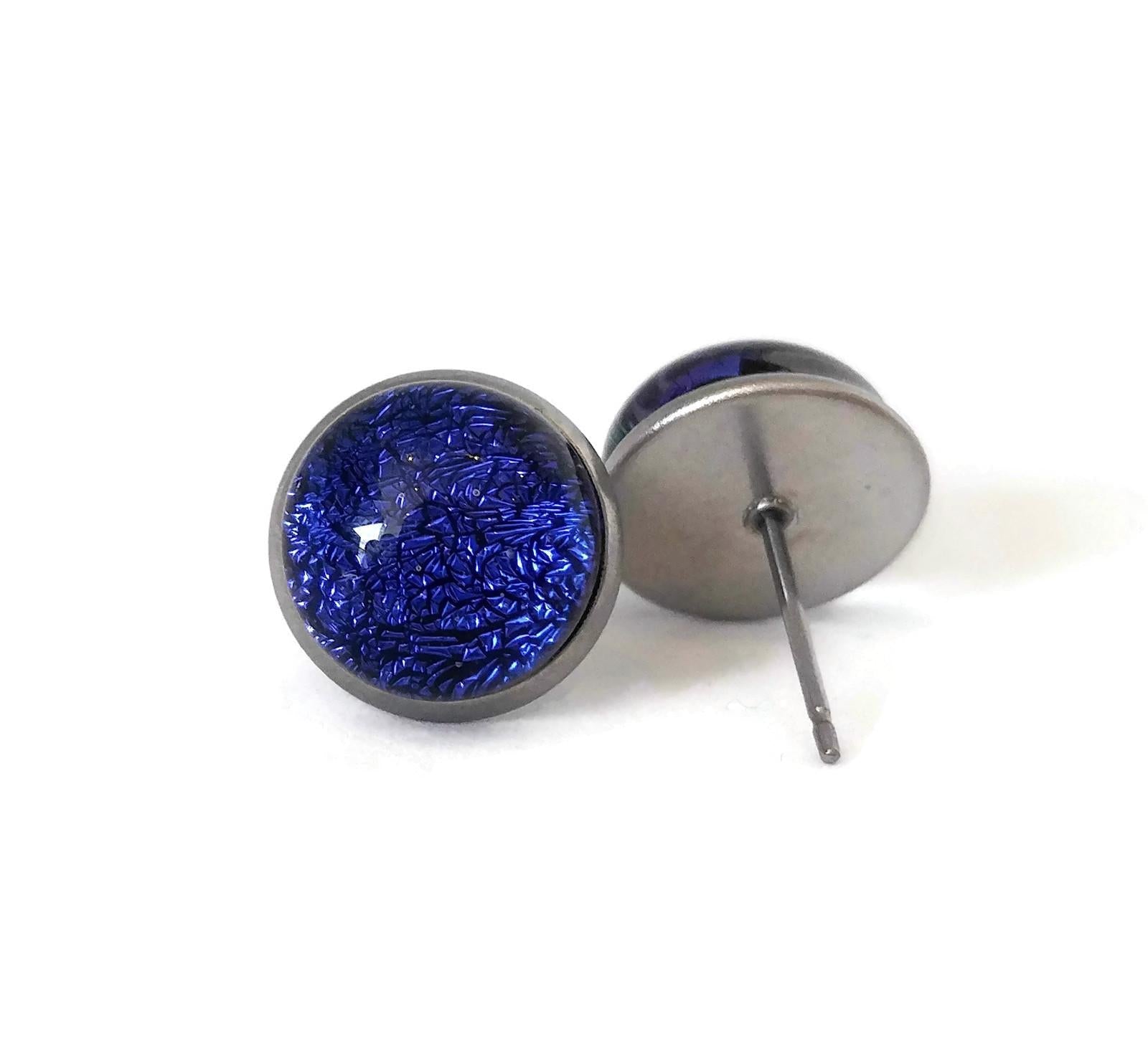 Boucles d'oreilles cabochon bleu-violet foncé, en verre fusion - Bijoux Le fil d'Ariane