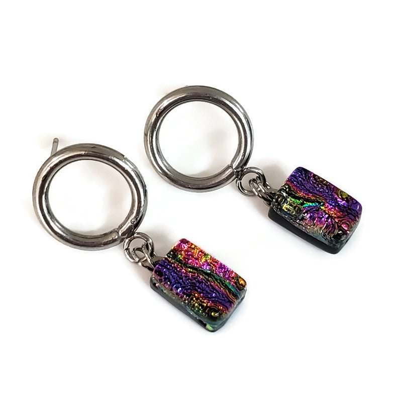 Boucles d'oreilles pendantes, avec anneaux, mauve veiné - Bijoux Le fil d'Ariane