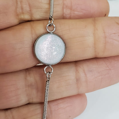 Bracelet ajustable blanc et rose - Bijoux Le fil d'Ariane