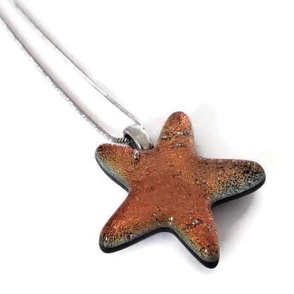 Levée de fonds - collier avec pendentif étoile orange - Bijoux Le fil d'Ariane