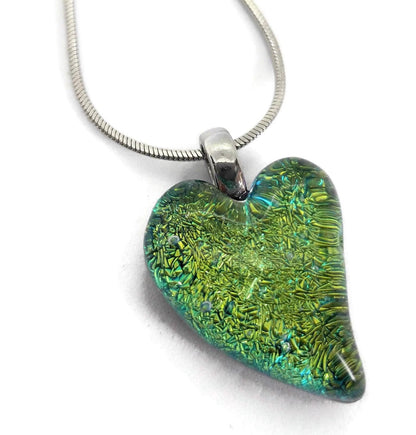 Mini coeur, vert doré, verre fusion - Bijoux Le fil d'Ariane