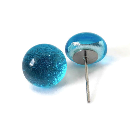 Puces d'oreille turquoise transparent, verre fusion - Bijoux Le fil d'Ariane