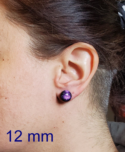 Puces d'oreilles vert pâle - mat ou lustré - Bijoux Le fil d'Ariane