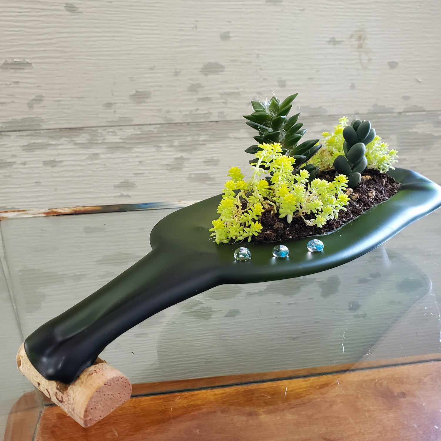 Terrarium en bouteille recupérée - Bijoux Le fil d'Ariane